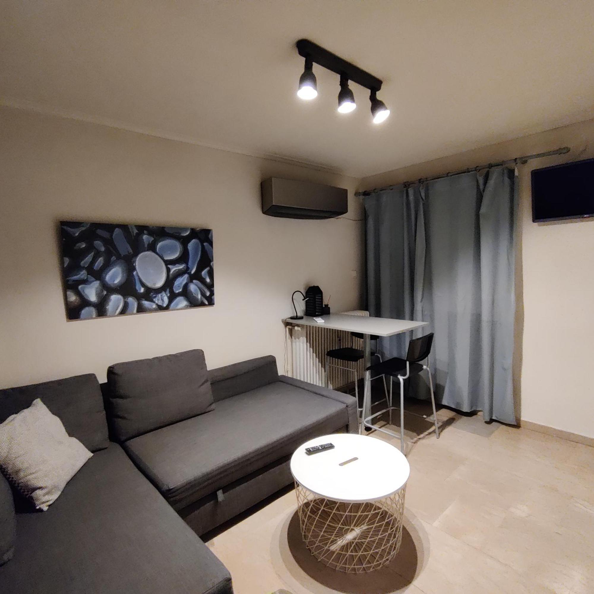 Theo'S Loft Apartamento Atenas Exterior foto
